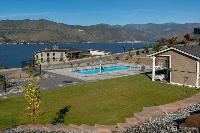 154 Apple Avenue, Chelan, WA 98816