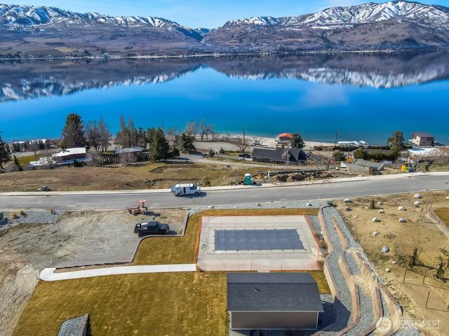 154 Apple Avenue, Chelan, WA 98816