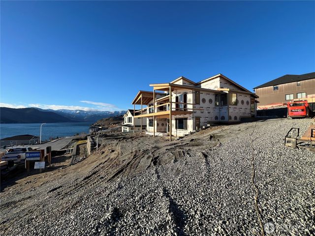 154 Apple Avenue, Chelan, WA 98816