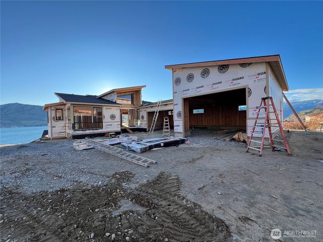 154 Apple Avenue, Chelan, WA 98816