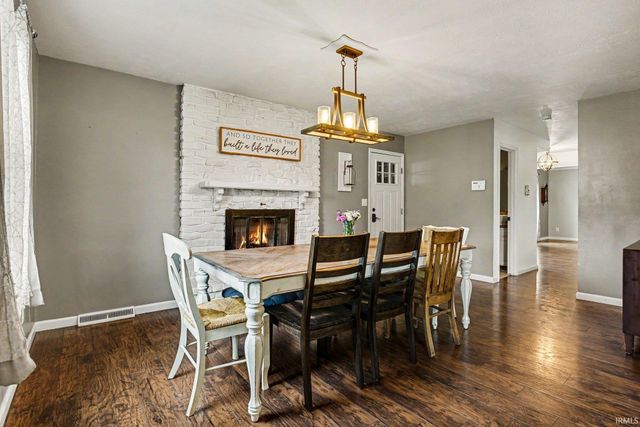 3004 Marshwood Road, Goshen, IN 46528