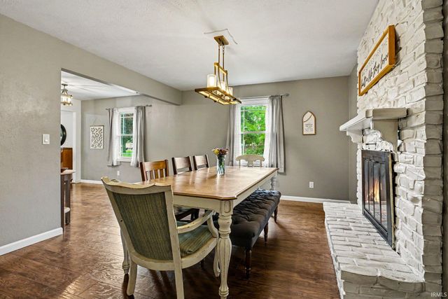 3004 Marshwood Road, Goshen, IN 46528