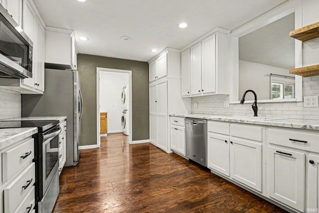 3004 Marshwood Road, Goshen, IN 46528