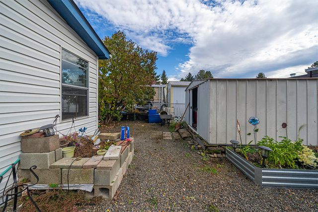 3431 S Pacific Highway SPC 9, Medford, OR 97501