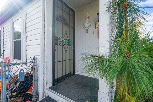 3431 S Pacific Highway SPC 9, Medford, OR 97501