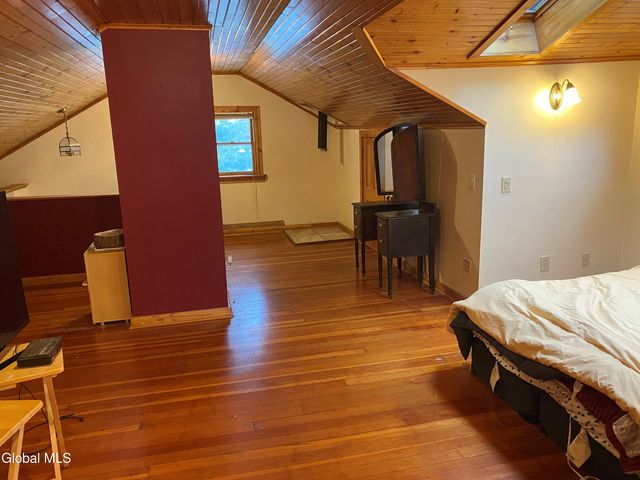 1146 Dean Street, Schenectady, NY 12309