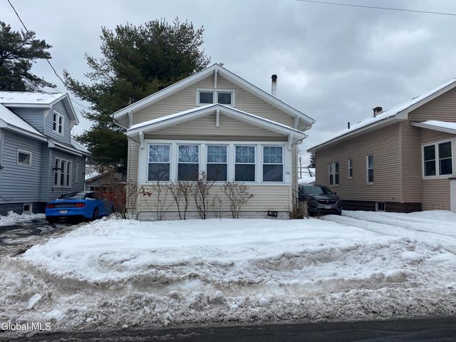 1146 Dean Street, Schenectady, NY 12309