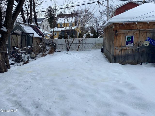 1146 Dean Street, Schenectady, NY 12309