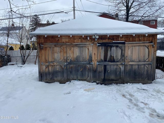 1146 Dean Street, Schenectady, NY 12309