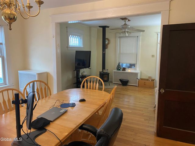 1146 Dean Street, Schenectady, NY 12309