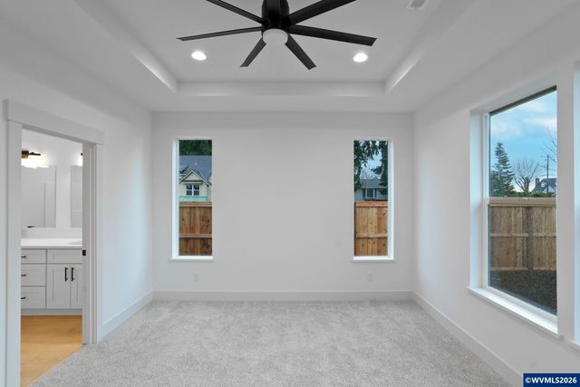 313 NE Clay St, Sublimity, OR 97385