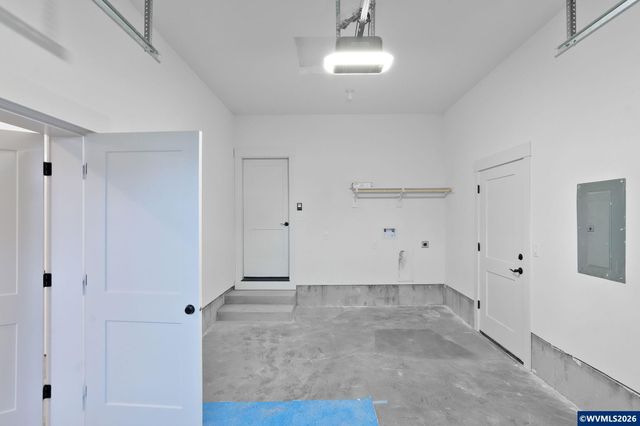 313 NE Clay St, Sublimity, OR 97385