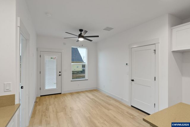 313 NE Clay St, Sublimity, OR 97385