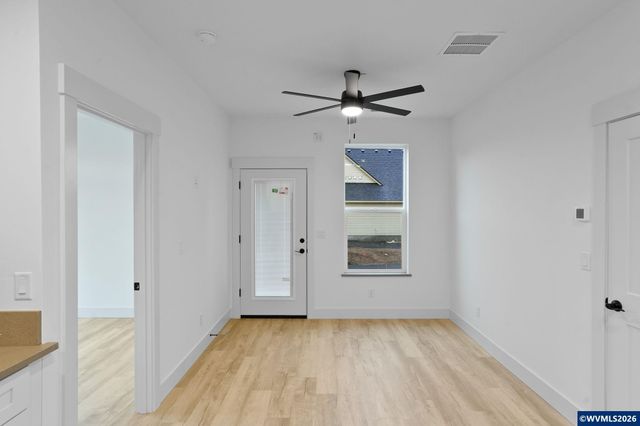 313 NE Clay St, Sublimity, OR 97385