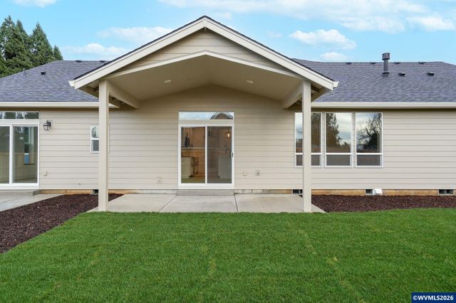 313 NE Clay St, Sublimity, OR 97385