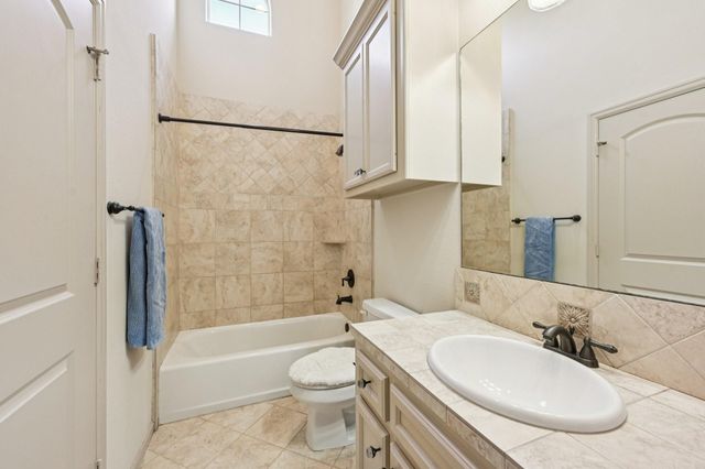 51 Sandown Park Drive, Spring, TX 77379