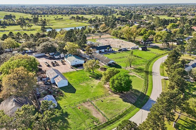 51 Sandown Park Drive, Spring, TX 77379