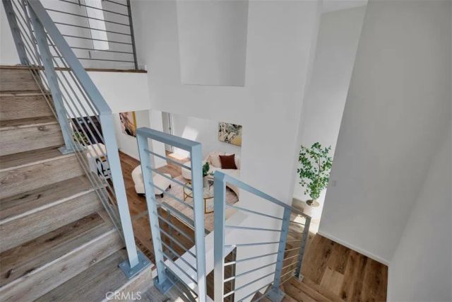 6919 Knowlton Place, Los Angeles, CA 90045