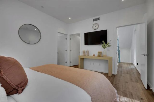 6919 Knowlton Place, Los Angeles, CA 90045