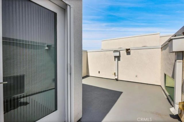 6919 Knowlton Place, Los Angeles, CA 90045