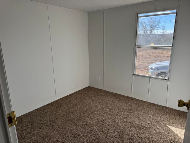 4 B Lois Court, Edgewood, NM 87015