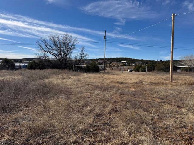 4 B Lois Court, Edgewood, NM 87015