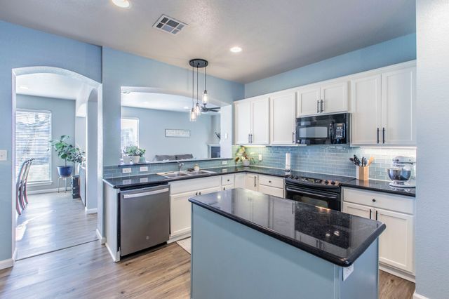 10536 Condor Loop, Waco, TX 76708