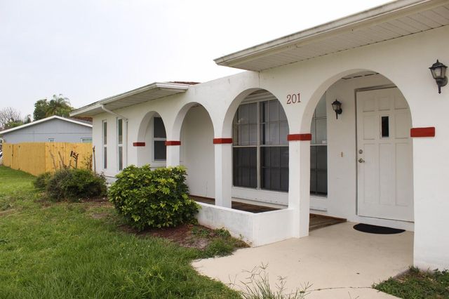 201 NE Midfield Lane, Port St. Lucie, Port St Lucie, FL 34983