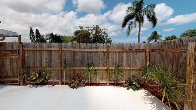 201 NE Midfield Lane, Port St. Lucie, Port St Lucie, FL 34983