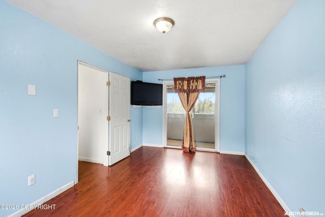 8123 Harvest Circle, Anchorage, AK 99502