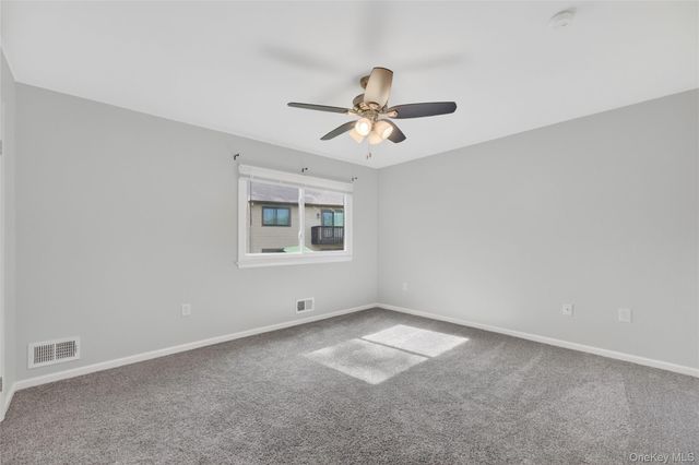 10 Squires Gate I, Poughkeepsie, NY 12603