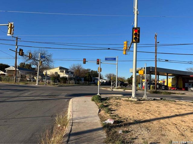 6058 commerce, San Antonio, TX 78237