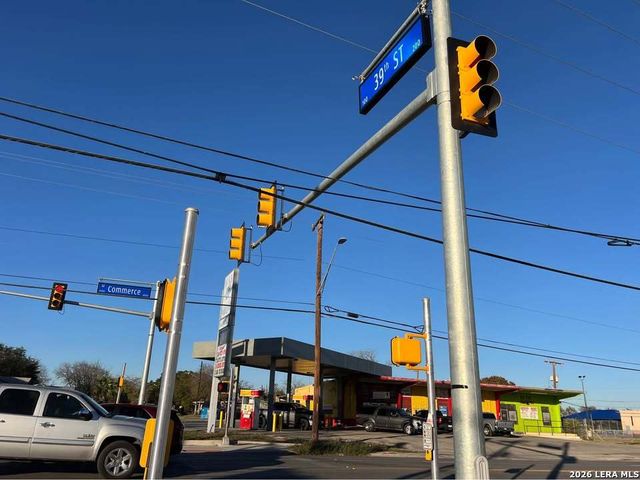 6058 commerce, San Antonio, TX 78237