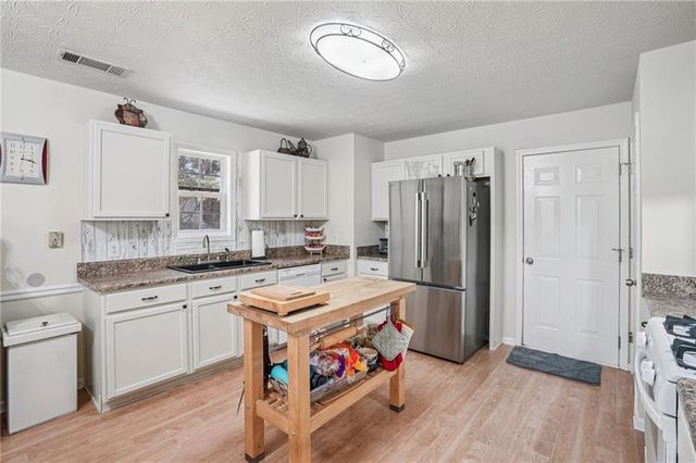 40 Ridge Water Lane, Dawsonville, GA 30534