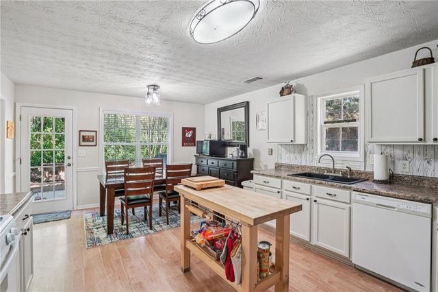 40 Ridge Water Lane, Dawsonville, GA 30534