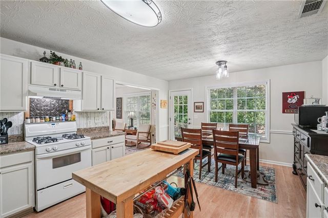 40 Ridge Water Lane, Dawsonville, GA 30534