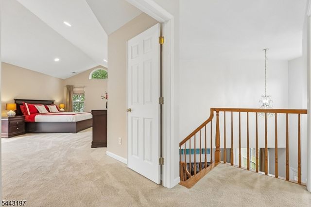 9 Rue Cezanne, Franklin Twp., NJ 08873