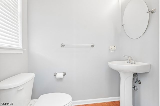 9 Rue Cezanne, Franklin Twp., NJ 08873