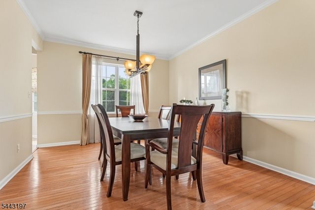 9 Rue Cezanne, Franklin Twp., NJ 08873