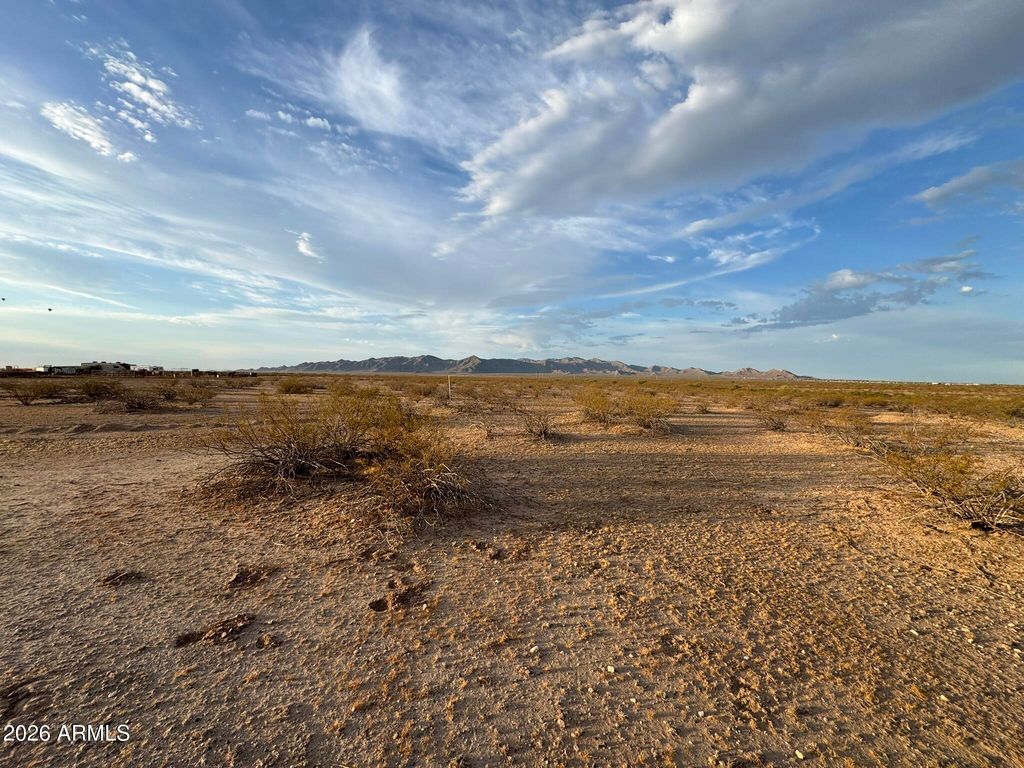 Image 5 of property listing at 24928 N 243RD Avenue -, Wittmann, AZ 85361