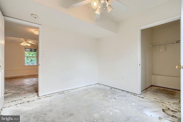 203 FOREST AVE, Colonial Beach, VA 22443