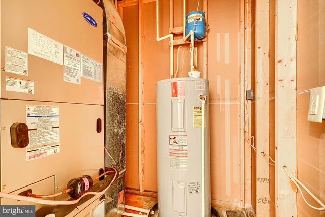 203 FOREST AVE, Colonial Beach, VA 22443