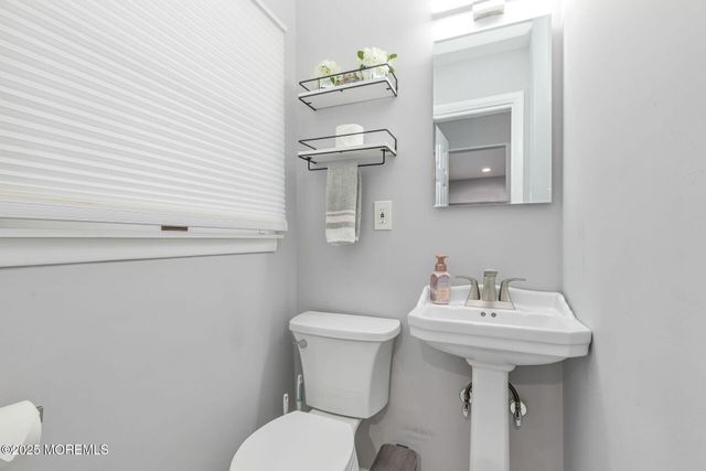11 Cornell Drive, Hazlet, NJ 07730