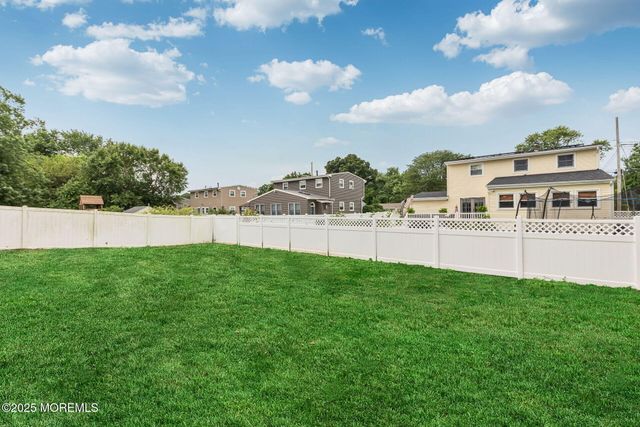 11 Cornell Drive, Hazlet, NJ 07730