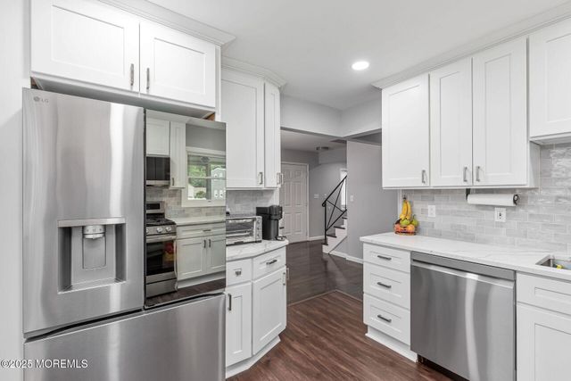 11 Cornell Drive, Hazlet, NJ 07730