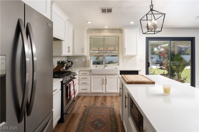 4768 Skyhawk Canyon Street, Las Vegas, NV 89147