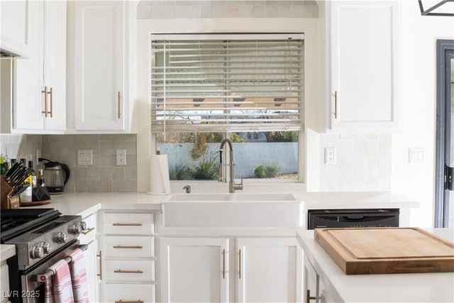 4768 Skyhawk Canyon Street, Las Vegas, NV 89147