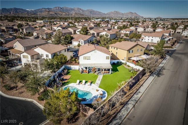 4768 Skyhawk Canyon Street, Las Vegas, NV 89147