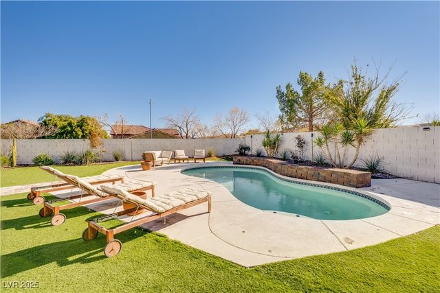 4768 Skyhawk Canyon Street, Las Vegas, NV 89147