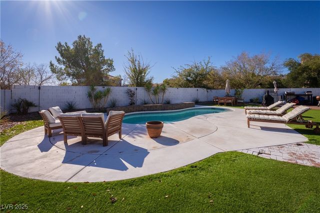 4768 Skyhawk Canyon Street, Las Vegas, NV 89147